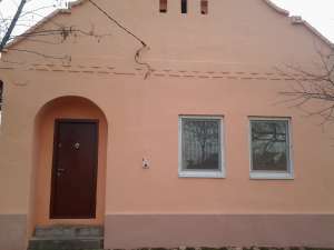 Schimb casa la sat cu apartament Timisoara sau vind