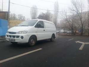 Vand Hyundai H 1 2001