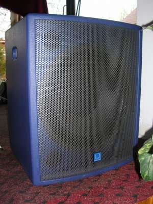 vand boxe profesionale TURBOSOUND