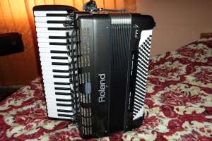 Roland Fr7 vers.2