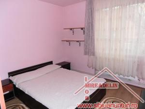 INCHIRIEZ  APARTAMENT 2 CAMERE,   58 mp ,   ZONA MIHAI VITEAZU