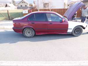 Dezmembrez bmw 318 TDS