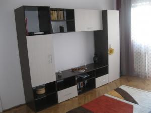 Inchiriez 2 Camere