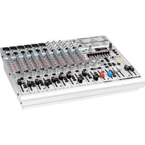 URGENT - Vand Mixer EURORACK 1832fx pro