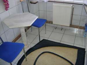 De inchiriat Apartament �n CAMPINA,  zona centrala.