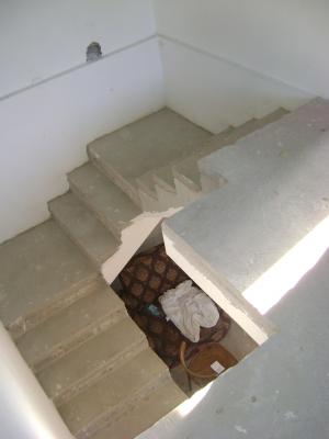 CASA DE INCHIRIATrnCAMPINA CA SPATIU COMERCIAL