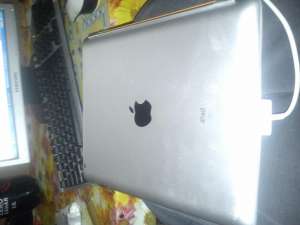 urgent vand tableta apple ipad 3 pret negociabil
