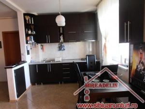 VAND  APARTAMENT 2 CAMERE,   69mp  ZONA CALEA DUMBRAVII
