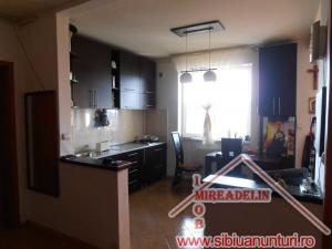 VAND  APARTAMENT 2 CAMERE,   69mp  ZONA CALEA DUMBRAVII
