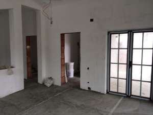 Vand casa pe malul lacului Tarnita,  Gilau jud Cluj