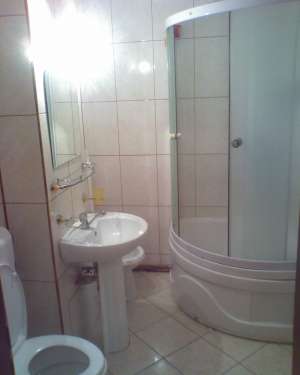 Inchiriez apartament 3 camere