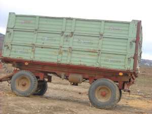 vand urgent remorca agricola