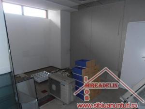 INCHIRIEZ SPATIU BIROURI ,   100 mp,   ZONA GARII