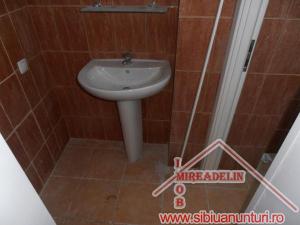 INCHIRIEZ SPATIU BIROURI ,   100 mp,   ZONA GARII