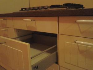 Mobila bucatarie IKEA + incorporabile WHIRLPOOL