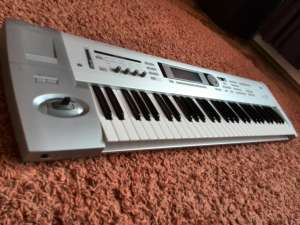 korg triton le 61