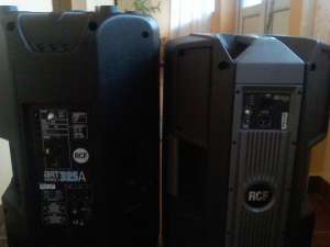 vind 4 boxe  rcf active 325 si 712 in stare foarte buna