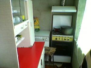 VIND CASA IEFTIN,  VAD COMERCIAL100% C.BUCURESTI 104