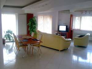 uniri centru apartament 4 camere