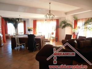 INCHIRIEZ APARTAMENT 3 CAMERE,  LUX,  Calea Dumbravii