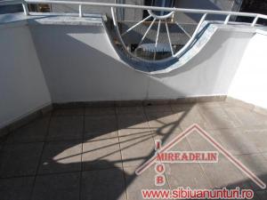 INCHIRIEZ APARTAMENT 3 CAMERE,  LUX,  Calea Dumbravii