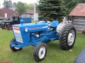 Vand tractoare Ford 50 cp