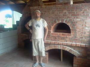 execut cuptoare pizza,  paine,  semineuri,  barbeque,  beciuri,  ...
