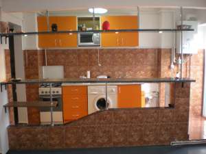 vand apartament 2 camere decomandat