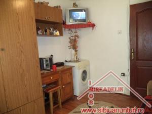 VAND CAMERA,  ZONA COMPA