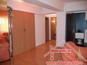 VAND APARTAMENT 4 CAMERE ,   TURNISOR