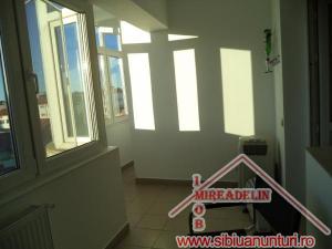 VAND APARTAMENT 4 CAMERE ,   TURNISOR