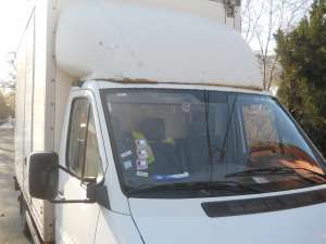 INCHIRIEZ MASINA 3500KG FARA SOFER