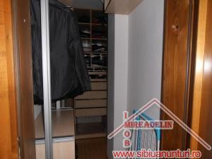 VAND PENTHOUSE DE  LUX,  ZONA MIHAI VITEAZU