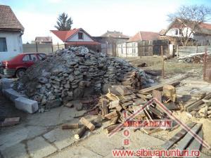 VAND CASA,  2 CAMERE,  TEREZIAN