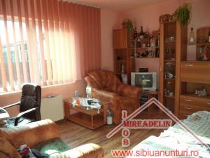 VAND CASA,  2 CAMERE,  TEREZIAN