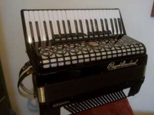 V�ND ACORDEON ROYAL STANDARD-MONTANA