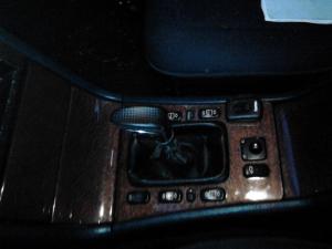 Dezmembrez Mercedes E280 - W210 (OCHIOS) din 1999