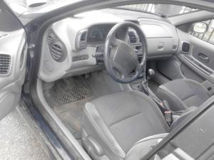 Dezmembrez Renault Laguna 19disesel DTI din 1999