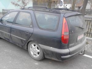 Dezmembrez Renault Laguna 19disesel DTI din 1999