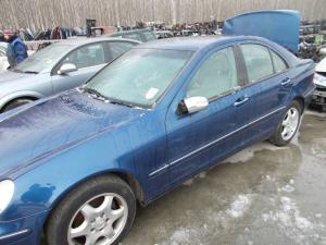 Dezmembrez MERCEDES C200