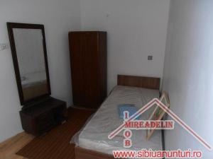 INCHIRIEZ APARTAMENT 2 CAMERE ,   ZONA GARII