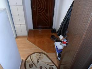 VAND APARTAMENT 2 CAMERE ,   ZONA VASILE AARON