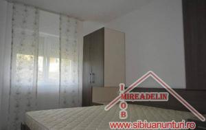 INCHIRIEZ APARTAMENT 3 CAMERE,   LUX,   STRAND