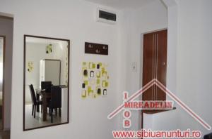INCHIRIEZ APARTAMENT 3 CAMERE,   LUX,   STRAND