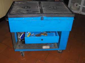 carucior pentru scule auto