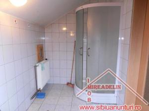 INCHIRIEZ APARTAMENT LA CASA,  3 CAMERE ,  TEREZIAN