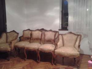 Mobila antica pentru colectionari