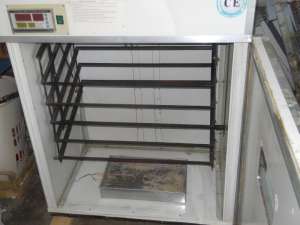 Vand incubator profesional automatizat oua