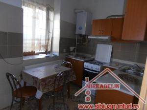 INCHIRIEZ APARTAMENT  2 CAMERE,  ULTRACENTRAL
