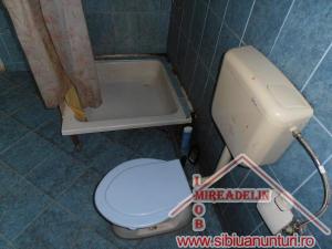 INCHIRIEZ APARTAMENT 3 CAMERE,    ZONA CALEA POPLACII